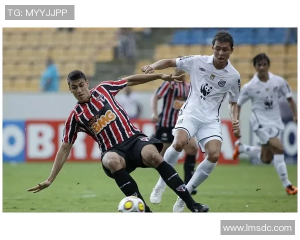 圣保罗对阵国民竞技精彩直播全程回顾与赛后分析 圣保罗对阵国民竞技精彩直播全程回顾与赛后分析