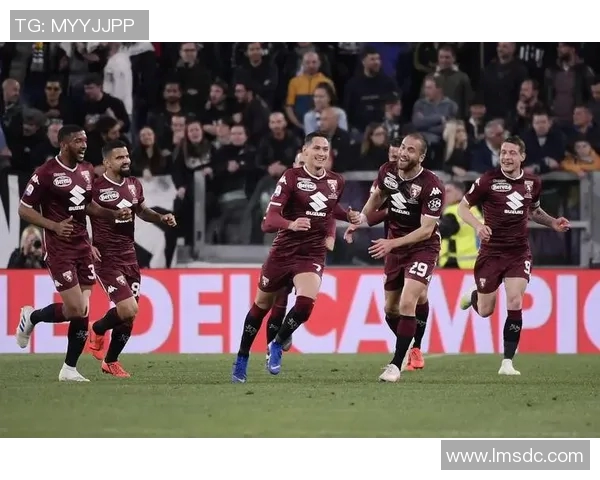 2015年不莱梅与科隆激战回顾：精彩瞬间与赛季影响分析