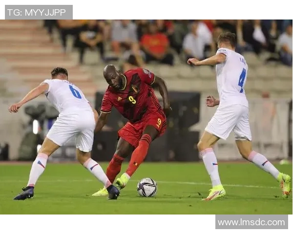 圣马力与捷克足球赛精彩对决比分揭晓引发热议