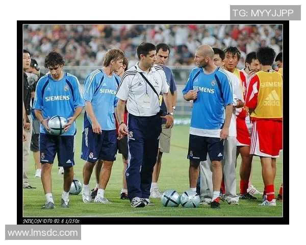 天津泰达与皇马阵容对比分析揭示两队实力差距与战术特点