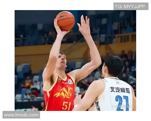 广厦与辽宁常规赛对决精彩上演谁能在这场较量中脱颖而出