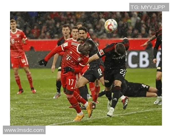 拜仁慕尼黑与柏林联合全场精彩对决回顾与分析