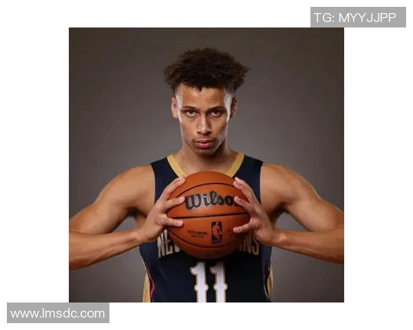 戴森丹尼尔斯崭露头角NBA新星的成长与未来展望
