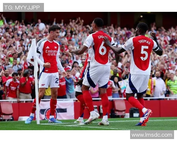 水晶宫与狼队激战正酣谁能在英超赛场上笑到最后