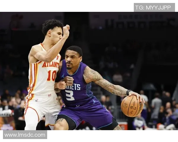 老鹰与黄蜂激战回顾精彩瞬间与经典对决全记录 老鹰与黄蜂激战回顾精彩瞬间与经典对决全记录