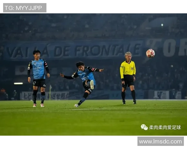 鸟栖沙岩与香港的文化交融探讨与自然景观的奇妙对比 鸟栖沙岩与香港的文化交融探讨与自然景观的奇妙对比