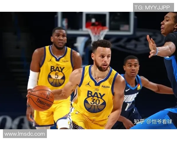 2017年NBA季后赛勇士与雷霆的激烈对决回顾与分析 2017年NBA季后赛勇士与雷霆的激烈对决回顾与分析