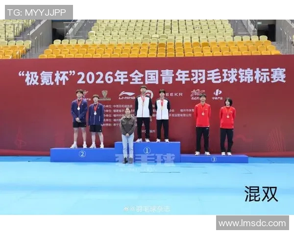 羽毛球传奇：重庆羽毛球队奋勇拼搏的逆袭之路与荣耀时刻